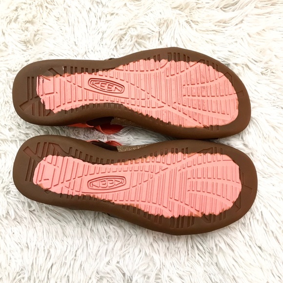 Beautiful Keen Sandals - Picture 5 of 6